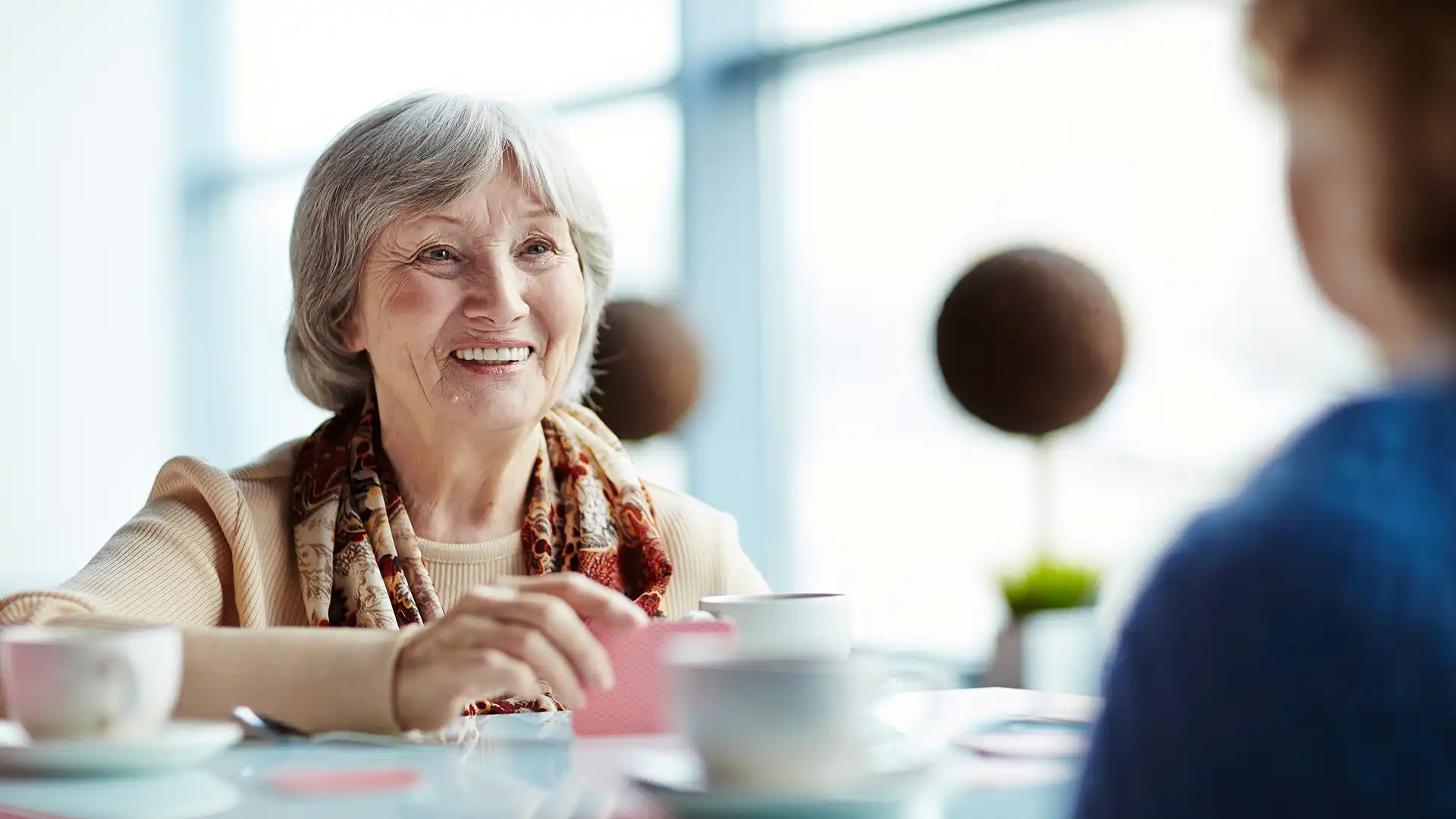 Health Benefits of Meeting and Making New Friends in Assisted Living