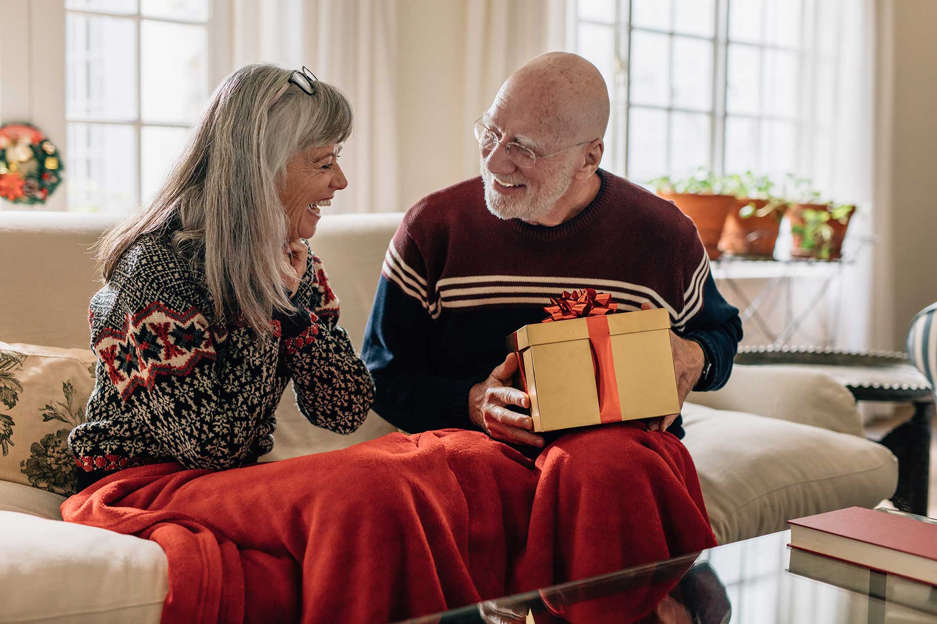 Tips to Celebrate the Holidays with a Loved One Living with Dementia