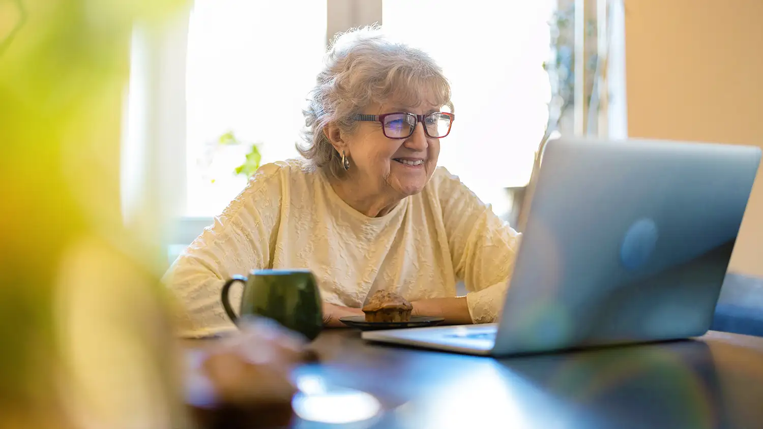 From Virtual Travel to Lifelong Learning: How Assisted Living Supports Bucket-List Adventures