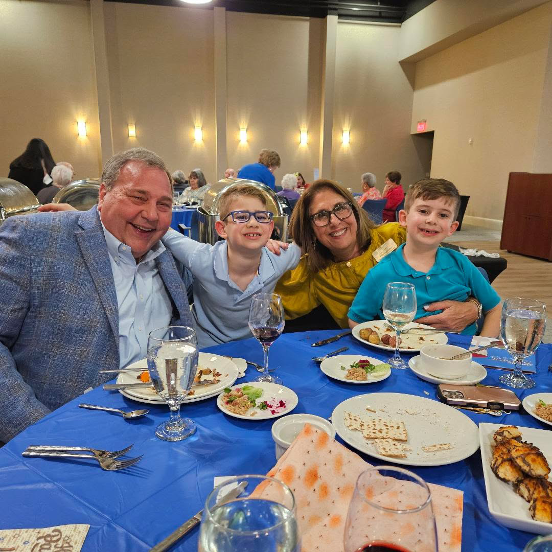 Fourth Annual Interfaith Passover Seder Brings PVN Community Together